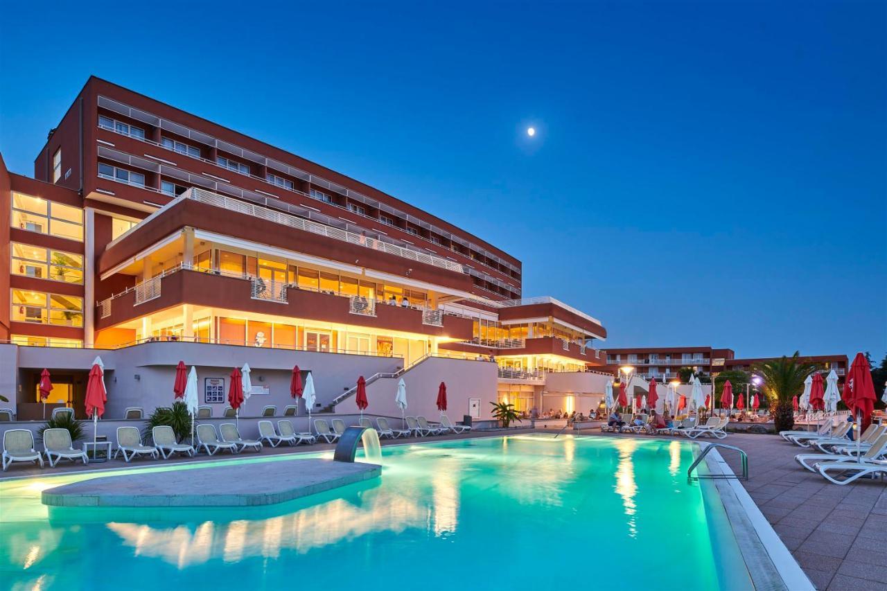 Hotel Albatros Plava Laguna ポレッチ エクステリア 写真
