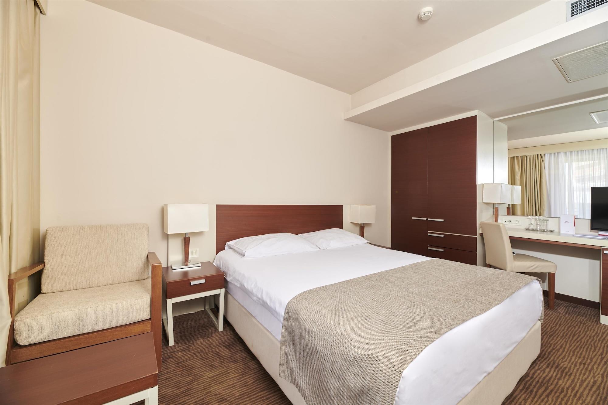 Hotel Albatros Plava Laguna ポレッチ エクステリア 写真