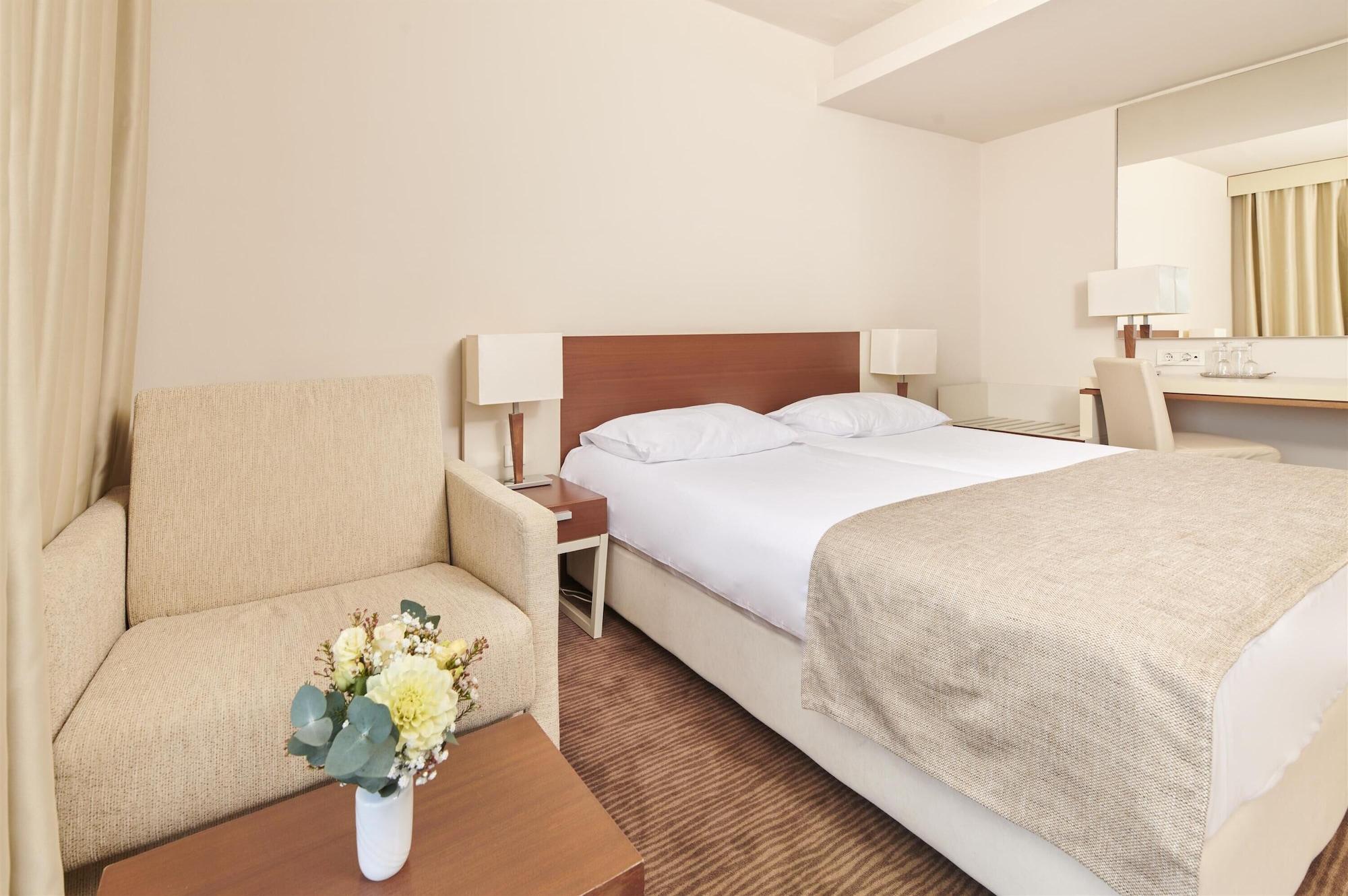 Hotel Albatros Plava Laguna ポレッチ エクステリア 写真