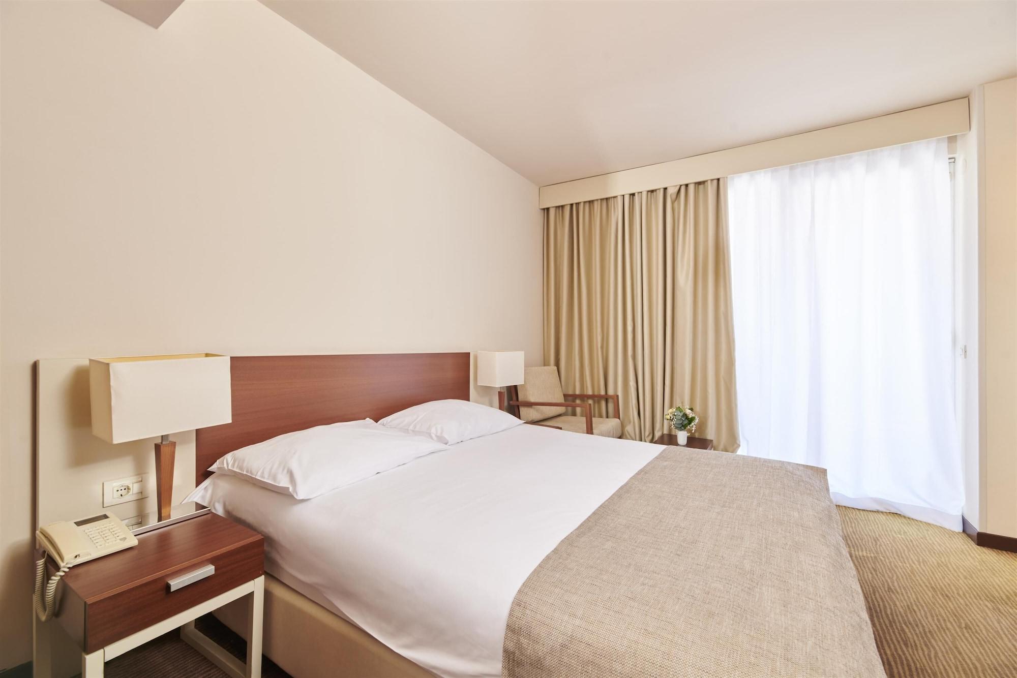 Hotel Albatros Plava Laguna ポレッチ エクステリア 写真
